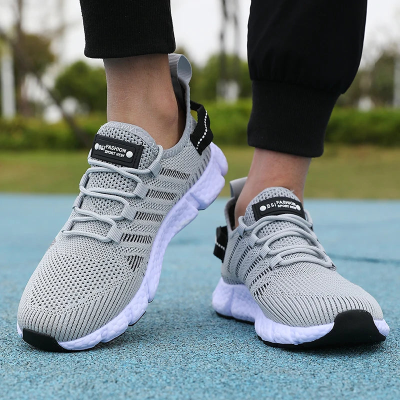 New Summer Soft Soled Running Shoes Men