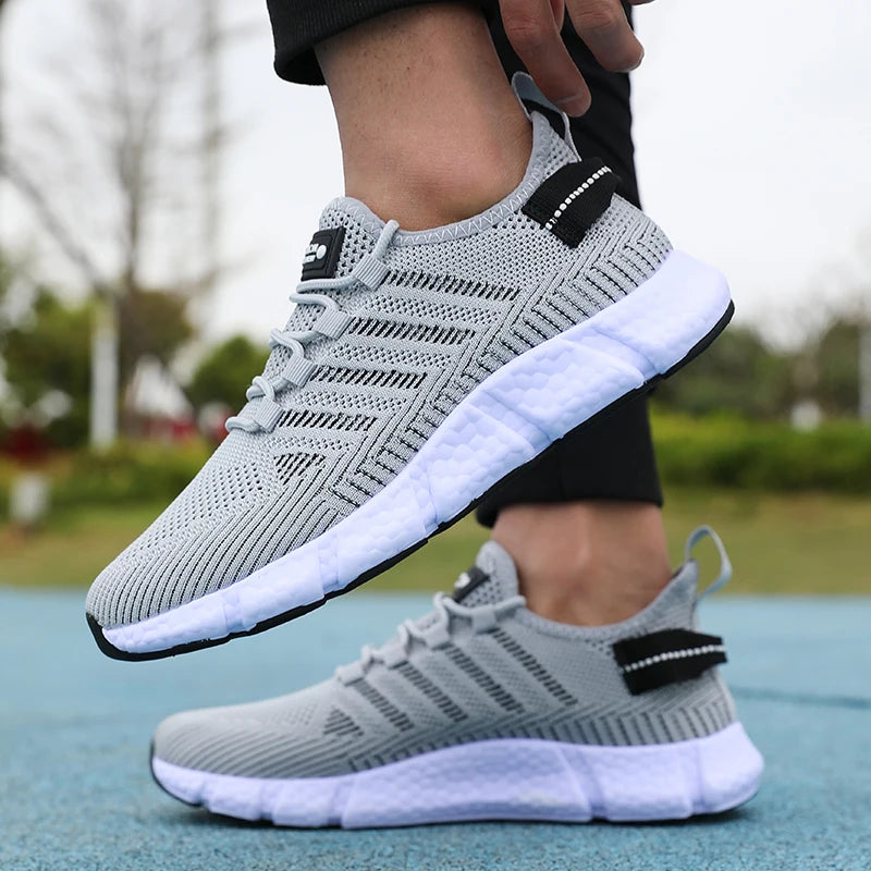 New Summer Soft Soled Running Shoes Men