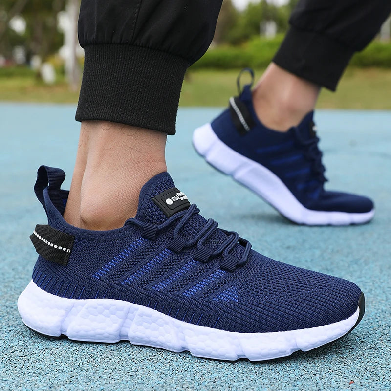 New Summer Soft Soled Running Shoes Men
