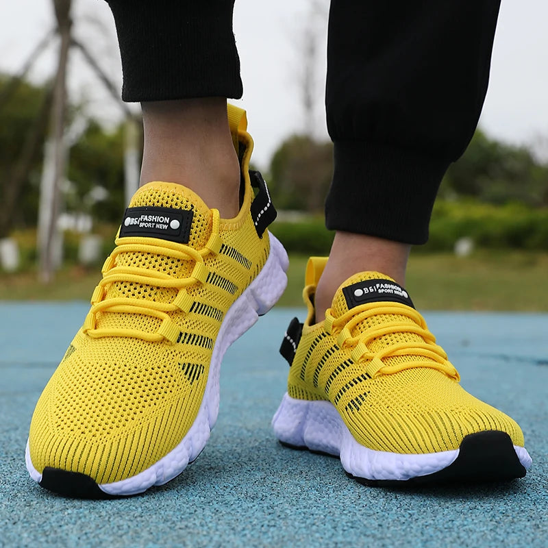New Summer Soft Soled Running Shoes Men